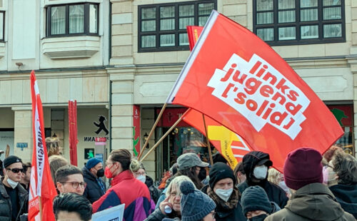 Stalin, RDA, Die Linke, Linksjugend, Alemania, Mao Zedong, Bayerischer Rundfunk, memoria histórica, política alemana, extremismo político, comunismo alemán, Lars Rensmann, Anne-Mieke Bremer, Erich Honecker, SED, polémica en la juventud de La Izquierda alemana, investigación sobre la Linksjugend, reivindicación de la RDA en Alemania, admiración por Stalin y Mao en Alemania, debate sobre la memoria de la Alemania Oriental