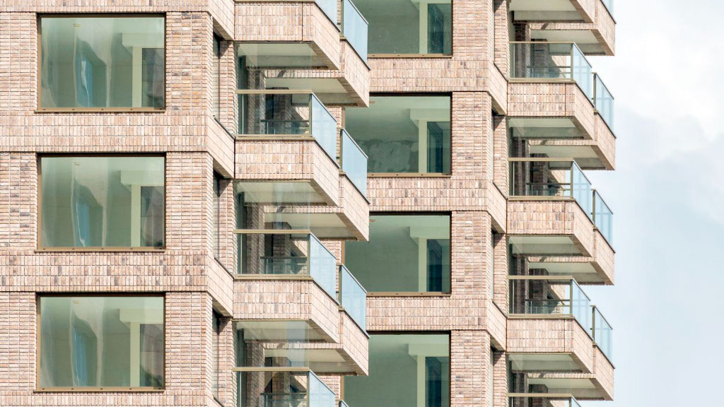 Wohnungsmarkt, Argentinien, Javier Milei, Mietrecht, Deutschland, Deregulierung, Friedrich-Naumann-Stiftung, Wohnungsbau, Mietrecht Argentinien, Deregulierung Argentinien, Javier Milei Wohnungsmarkt, Wohnraummangel Deutschland, Wohnungspolitik Deutschland, Mietpreise Buenos Aires, Friedrich-Naumann-Stiftung, Mate mit Hans-Dieter, Wohnungsmarkt Deutschland, Wohnungsangebot Buenos Aires, Liberalisierung Mietmarkt, Wohnungsbau und Regulierung, Auswirkungen der Deregulierung des Mietrechts in Argentinien, Wohnungsmarkt unter Javier Milei, Was Deutschland von Argentinien lernen kann, Wohnraummangel und Mietpreisregulierung, Podcast über Wohnungsmarkt und Mietrecht