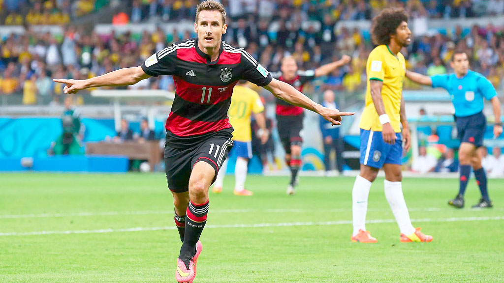 Miroslav Klose, Lionel Messi, Mundial 2026, Selección de Alemania, Selección Argentina, FC Nürnberg, Javier Pinola, Récord mundialista, Miroslav Klose felicitó a Messi, Messi igualó el récord de Klose, máximo goleador de la historia de los Mundiales, quién es Miroslav Klose, Javier Pinola ayudante de Klose en Núremberg