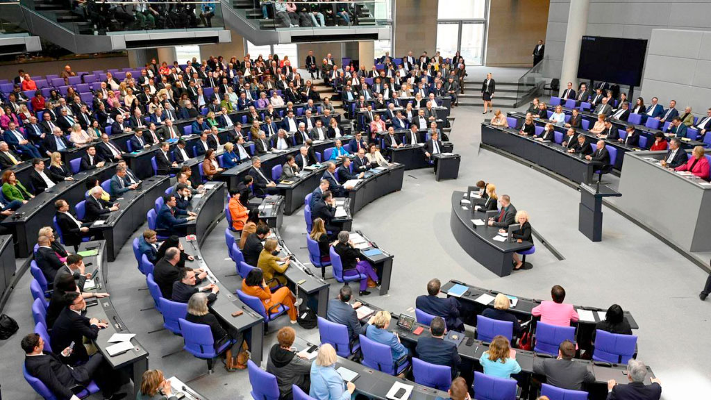 Sistema jubilatorio, Friedrich Merz, Alemania, Jubilaciones, Reforma previsional, Bundestag, Seguridad social, Baby boomers, Pensiones, Bärbel Bas, Alemania propone aumentar la edad jubilatoria, reforma del sistema jubilatorio alemán 2026, fin de la jubilación a los 63 años en Alemania, crisis demográfica y jubilaciones en Alemania, cambios en las pensiones alemanas