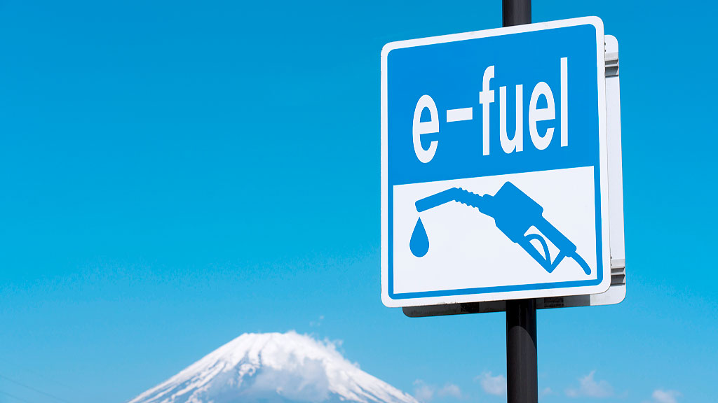 Volkswagen, Motores de combustión, Combustibles sintéticos, Industria automotriz, Alemania, E-fuels, Unión Europea, Transición energética, Mazda, Skyactiv-X, Tecnología automotriz, Bruselas, Euro 7, Movilidad sostenible, Combined Combustion System, Volkswagen motor del futuro, motor de combustión Europa, combustibles sintéticos, e-fuels, Volkswagen e-fuels, motor gasolina y diésel, tecnología automotriz alemana, motores de combustión 2035, regulación europea automóviles, Mazda Skyactiv-X, combustión por compresión, industria automotriz europea, futuro de los motores de combustión, combustibles alternativos, Euro 7, Volkswagen Alemania, El motor de Volkswagen que podría salvar la combustión en Europa, Cómo funciona el motor que combina tecnologías de gasolina y diésel, Por qué los combustibles sintéticos pueden cambiar el futuro del automóvil europeo