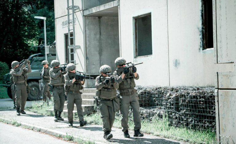 Austria, servicio militar, Zivildienst, Bundesheer, Christian Stocker, Ejército austríaco, reforma militar Austria, defensa nacional Austria, milicia Austria, seguridad europea, servicio civil Austria