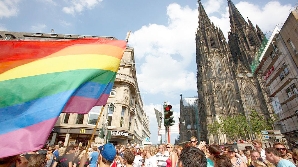 Christopher Street Day, Colonia, Comunidad LGBTQIA+, Alemania, Orgullo LGBTQIA+, Derechos humanos, Herbert Reul, AfD, Diversidad, Igualdad, Derechos civiles, Renania del Norte-Westfalia, Marcha del Orgullo, Marcha del Orgullo de Colonia 2026, Christopher Street Day Colonia, comunidad LGBTQIA+ Alemania, derechos queer Alemania, orgullo LGBTQIA+ Colonia, Alemania y derechos LGBTQIA+