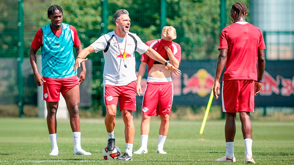 Martín Demichelis, RB Leipzig, Bundesliga, Mercado de pases, Fútbol alemán, Liga de Campeones, Marcel Schäfer, Bayern Múnich, Yan Diomande, Brajan Gruda, qué plantel tendrá Demichelis, refuerzos del RB Leipzig, jugadores del Leipzig 2026, Demichelis Bundesliga, mercado de pases Bundesliga, Leipzig fichajes, Leipzig altas y bajas, Demichelis Alemania