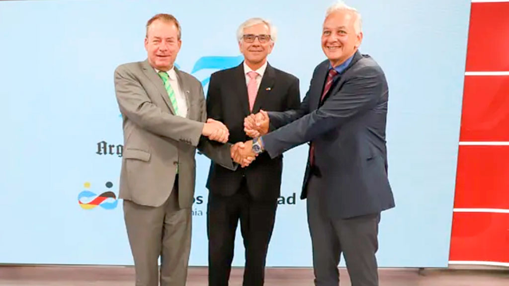 Dieter Lamlé, Deutschen Botschaft in Buenos Aires, Argentinien, Deutschland, Deutsch-argentinische Beziehungen, Deutsche Gemeinschaft, Diplomatie, Buenos Aires, Deutscher Botschafter Argentinien, Deutsche Botschaft Buenos Aires, Deutschland Argentinien, Deutsch-argentinische Beziehungen, Deutsche Gemeinschaft in Argentinien, Abschied Dieter Lamlé, Botschafter Deutschland Argentinien, Deutsche Schulen Argentinien, Deutsch-argentinische Vereine, Mercosur EU-Abkommen, Deutsche Unternehmen in Argentinien, Daimler Truck Argentinien, Jugendaustausch Deutschland Argentinien, Diplomatische Beziehungen, Wer ist Dieter Lamlé?, Deutscher Botschafter in Argentinien, Deutsche Botschaft Buenos Aires, Deutsch-argentinische Freundschaft, Deutschland und Argentinien Beziehungen, Deutsche Gemeinschaft in Argentinien, Abschied des deutschen Botschafters, Deutsche Schulen in Argentinien