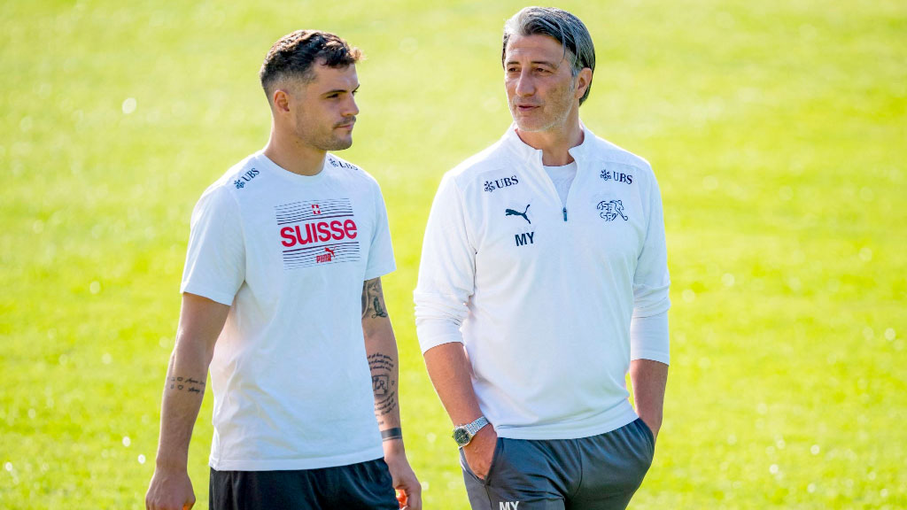 Selección de Suiza, Granit Xhaka, Murat Yakin, selección suiza de fútbol, Suiza en el Mundial 2026, Suiza Mundial 2026, la Nati, Granit Xhaka, Murat Yakin, fútbol suizo, Selección de Suiza historia, Suiza cuartos de final, Suiza Argentina Mundial 2026, Suiza en los Mundiales, generación de Granit Xhaka, formación juvenil en Suiza, cantera del fútbol suizo, Asociación Suiza de Fútbol, Bundesliga y fútbol suizo, futbolistas suizos en la Bundesliga, multiculturalidad en la selección suiza, Breel Embolo, Johan Manzambi, Gregor Kobel, Ardon Jashari, Ricardo Rodríguez, desarrollo del fútbol suizo, Mundial sub-17 de 2009, Suiza sub-17, recambio generacional de Suiza, sistema de formación suizo, selecciones europeas, Mundial de fútbol 2026, cómo Suiza llegó a la élite del fútbol mundial, por qué creció la Selección de Suiza, el camino de Suiza hacia los cuartos de final, influencia de la Bundesliga en la Selección de Suiza, cómo funciona la formación juvenil del fútbol suizo, por qué Suiza dejó de ser una sorpresa, la mejor actuación de Suiza desde 1954, qué cambió en el fútbol suizo, historia de Granit Xhaka con la selección, multiculturalidad en el fútbol de Suiza