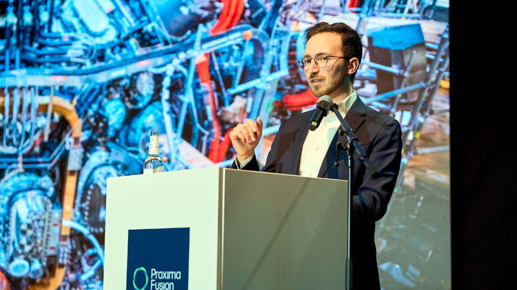 Fusión nuclear, Múnich, Proxima Fusion, Energía, Ciencia y Tecnología, Baviera, reactor de fusión, energía de fusión, Alemania energía, startup alemana, reactor Stellarator, Stellarator, Gundremmingen, Garching, Instituto Max Planck, Francesco Sciortino, Google RWE Proxima Fusion, energía limpia, tecnología nuclear, unicornio tecnológico, inversión en energía, Baviera, cómo funciona un reactor de fusión, qué es un stellarator, diferencia entre fusión y fisión nuclear, futuro de la energía nuclear