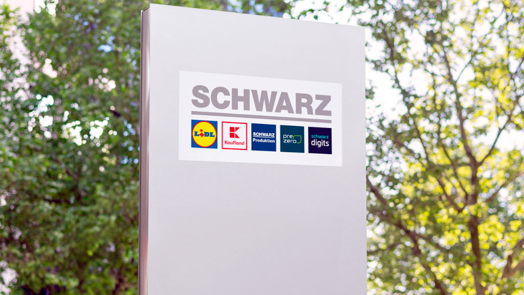 Grupo Schwarz, Alemania, Lidl, Transformación digital, Computación en la nube, Inteligencia artificial, cloud Alemania, soberanía digital, independencia digital, Alemania tecnología, Google Alemania, Amazon nube, Microsoft nube, centro de datos Alemania, Heilbronn, Bad Friedrichshall, inteligencia artificial Alemania, infraestructura digital, ciberseguridad Alemania, Innovation Park AI, Europa tecnología, quién es Dieter Schwarz, Grupo Schwarz tecnología, Schwarz Digits, Lidl tecnología, Alemania independencia digital, empresa alemana compite con Google, mayor empresa de Alemania, cloud europeo