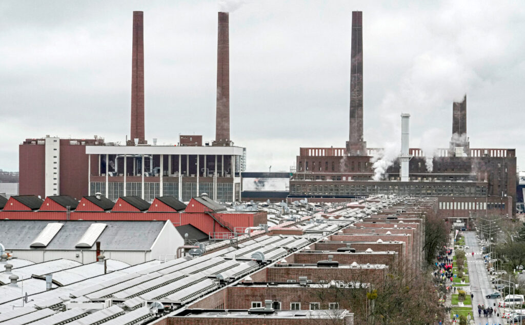 Economía alemana, insolvencias empresariales, industria alemana, quiebras empresariales en Alemania, crisis económica alemana, economía alemana 2026, crisis industrial en Alemania, empleo industrial en Alemania, recortes de empleo en Alemania, empresas insolventes en Alemania, industria automotriz alemana, debilidad estructural de Alemania, destrucción creativa, creación de empresas en Alemania, Instituto IWH de Halle, por qué aumentan las insolvencias en Alemania, récord de quiebras empresariales en Alemania, crisis estructural de la economía alemana, sectores afectados por las quiebras en Alemania, impacto de las insolvencias en el empleo alemán, cuántas empresas quebraron en Alemania en 2026