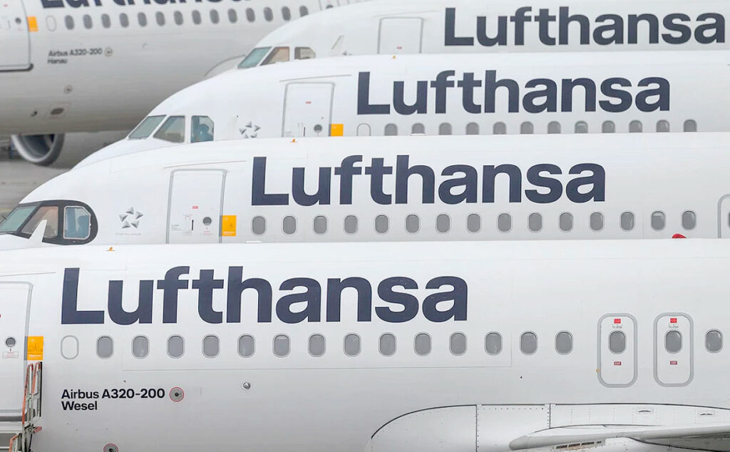 Lufthansa, aerolíneas, low cost, Alemania, SWISS, Turismo, Transporte aéreo, Lufthansa cambio de asiento, Lufthansa check-in, Grupo Lufthansa, SWISS Airlines, Austrian Airlines, Brussels Airlines, Discover Airlines, vuelos de larga distancia, selección de asiento, aerolíneas tradicionales, aerolíneas low cost, transporte aéreo, tarifas aéreas, pasajeros Lufthansa, cargos adicionales aerolíneas, ancillary revenues, industria aeronáutica, Europa aviación, Lufthansa cobra por cambiar asiento, nueva tarifa Lufthansa, elegir asiento Lufthansa, Lufthansa vuelos internacionales, Lufthansa nuevos cargos, diferencias entre Lufthansa y low cost
