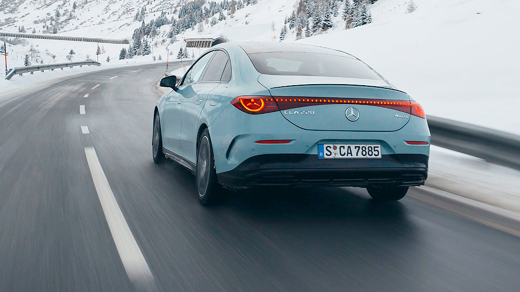 Mercedes-Benz, Geely, industria automotriz, Mercedes-Benz CLA 2025, Mercedes CLA Hybrid, motor M252, Geely Mercedes-Benz, Aurobay, HORSE Powertrain, motor desarrollado en China, Mercedes-Benz y Geely, industria automotriz, automóvil híbrido, motor turbo 1.5, electrificación Mercedes-Benz, alianza Mercedes-Geely, motores híbridos, Mercedes CLA nuevo