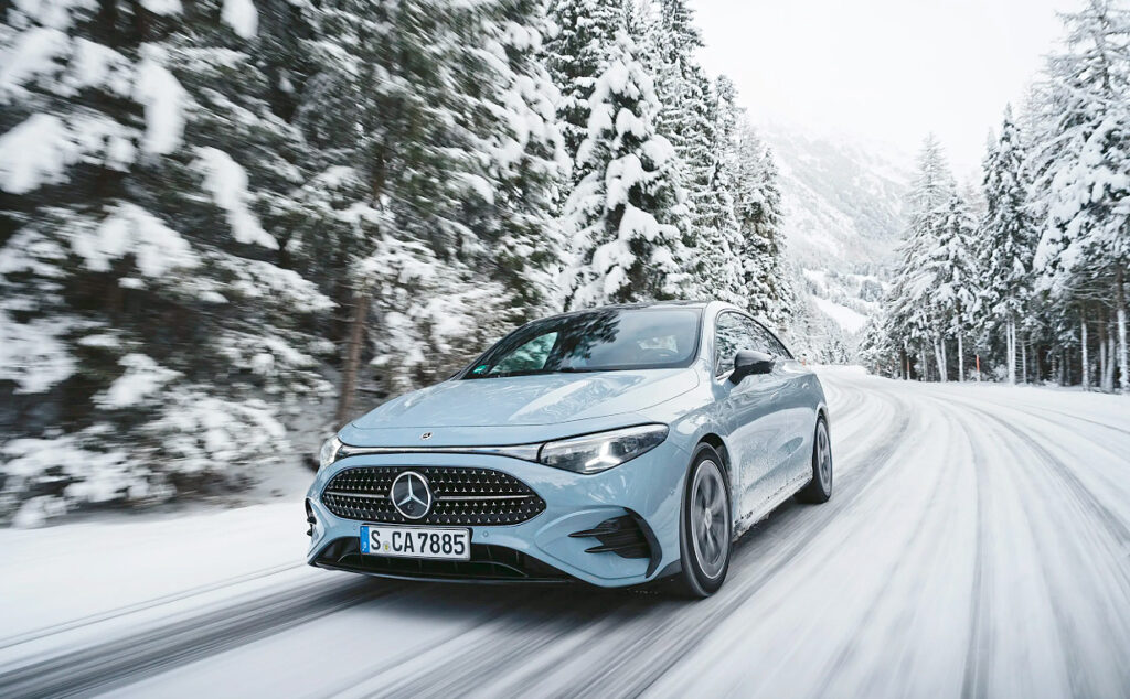 Mercedes-Benz, Geely, industria automotriz, Mercedes-Benz CLA 2025, Mercedes CLA Hybrid, motor M252, Geely Mercedes-Benz, Aurobay, HORSE Powertrain, motor desarrollado en China, Mercedes-Benz y Geely, industria automotriz, automóvil híbrido, motor turbo 1.5, electrificación Mercedes-Benz, alianza Mercedes-Geely, motores híbridos, Mercedes CLA nuevo