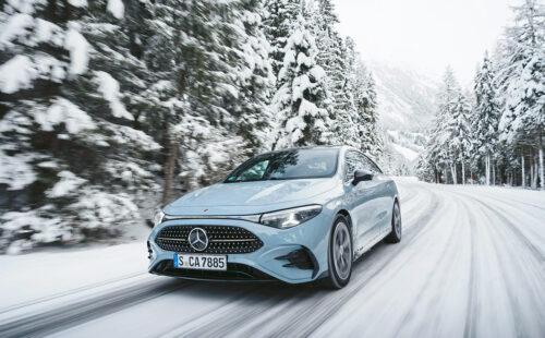 Mercedes-Benz, Geely, industria automotriz, Mercedes-Benz CLA 2025, Mercedes CLA Hybrid, motor M252, Geely Mercedes-Benz, Aurobay, HORSE Powertrain, motor desarrollado en China, Mercedes-Benz y Geely, industria automotriz, automóvil híbrido, motor turbo 1.5, electrificación Mercedes-Benz, alianza Mercedes-Geely, motores híbridos, Mercedes CLA nuevo