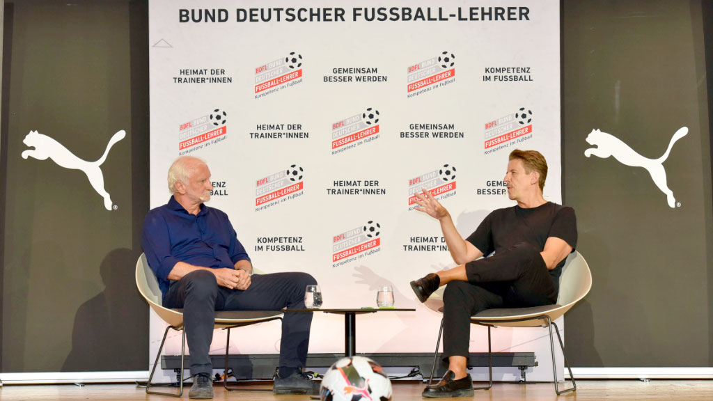 Rudi Völler, selección argentina, Alemania, Selección de Alemania, Mundial 2026, Lionel Scaloni, Jürgen Klopp, Bild, Kicker, España campeón mundial, Fútbol alemán, Congreso de entrenadores Alemania, Críticas de Rudi Völler, Rudi Völler contra Argentina, Qué dijo Rudi Völler sobre Argentina, Rudi Völler criticó a Argentina, Rudi Völler dijo que Argentina no juega al fútbol, Alemania criticó el estilo de Argentina, Polémica de Rudi Völler con Argentina