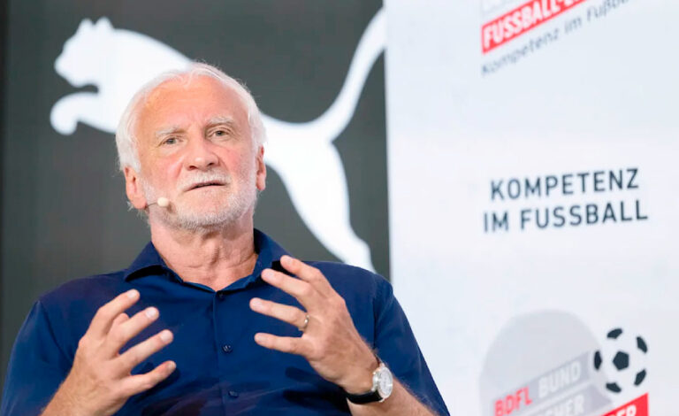 Rudi Völler, selección argentina, Alemania, Selección de Alemania, Mundial 2026, Lionel Scaloni, Jürgen Klopp, Bild, Kicker, España campeón mundial, Fútbol alemán, Congreso de entrenadores Alemania, Críticas de Rudi Völler, Rudi Völler contra Argentina, Qué dijo Rudi Völler sobre Argentina, Rudi Völler criticó a Argentina, Rudi Völler dijo que Argentina no juega al fútbol, Alemania criticó el estilo de Argentina, Polémica de Rudi Völler con Argentina