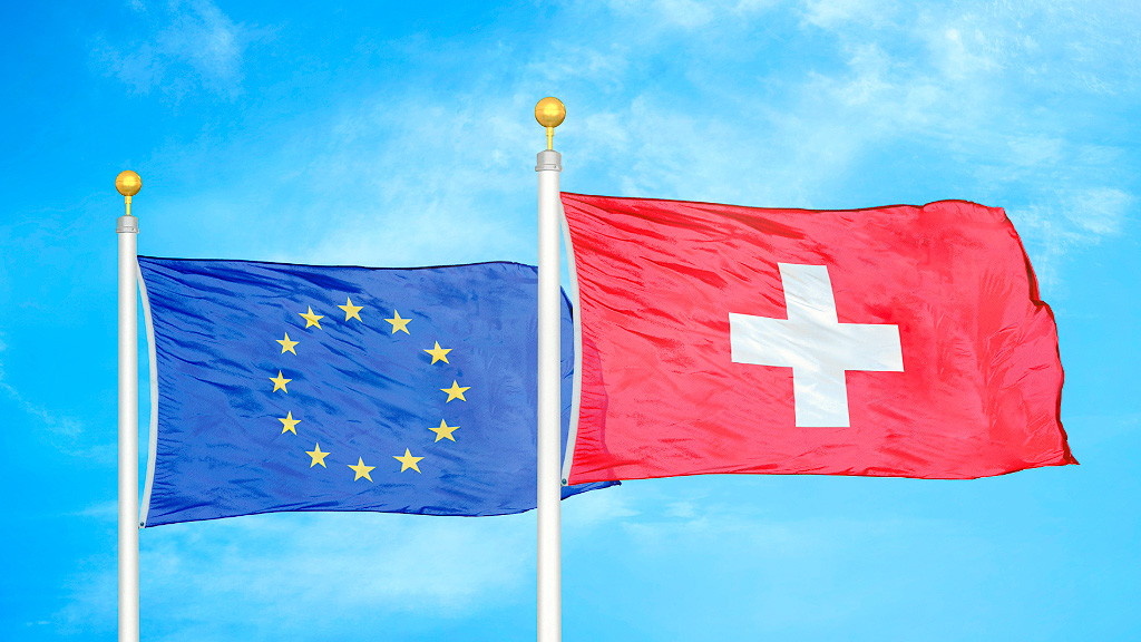 Suiza, Confianza institucional, Democracia directa, modelo político suizo, democracia directa en Suiza, sistema político de Suiza, confianza en el Gobierno suizo, instituciones públicas de Suiza, participación ciudadana en Suiza, estabilidad política de Suiza, Suiza como ejemplo para Europa, modelo suizo en Europa, fortaleza institucional de Suiza, Gobierno de concordancia, Consejo Federal suizo, federalismo suizo, referendos en Suiza, confianza en la democracia, confianza ciudadana, OCDE confianza institucional, política suiza, instituciones suizas, democracia suiza, estabilidad económica de Suiza, principio de milicia suizo, prestigio internacional de Suiza, relación entre Suiza y Europa, confianza en las instituciones públicas, por qué los suizos confían en su Gobierno, cómo funciona la democracia directa en Suiza, por qué Suiza es políticamente estable, qué países tienen mayor confianza institucional, cómo fortalece Suiza sus instituciones, por qué el modelo suizo interesa en Europa, diferencias entre el sistema político suizo y el argentino, cómo participa la ciudadanía en la política suiza
