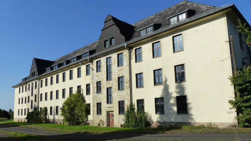 01_ray_barracks_friedberg_1200x675