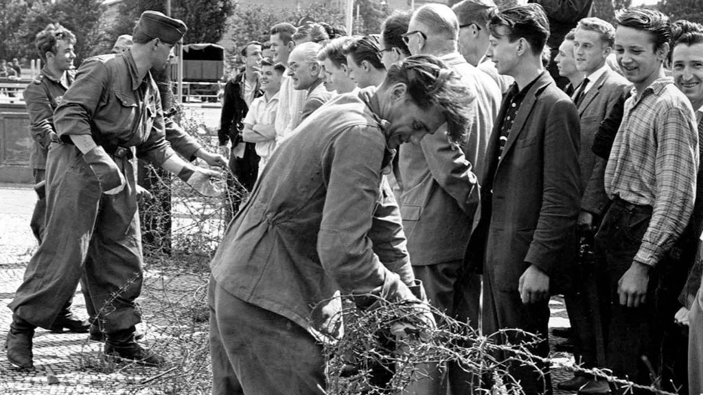 Berlín, República Democrática Alemana, Alemania, Muro de Berlín 1961, 65 años del Muro de Berlín, 13 de agosto de 1961, construcción del Muro de Berlín, RDA, dictadura de la RDA, Berlín Este, Berlín Oeste, Bernauer Straße, víctimas del Muro de Berlín, caída del Muro de Berlín, Evelyn Zupke y Wolfram Weimer