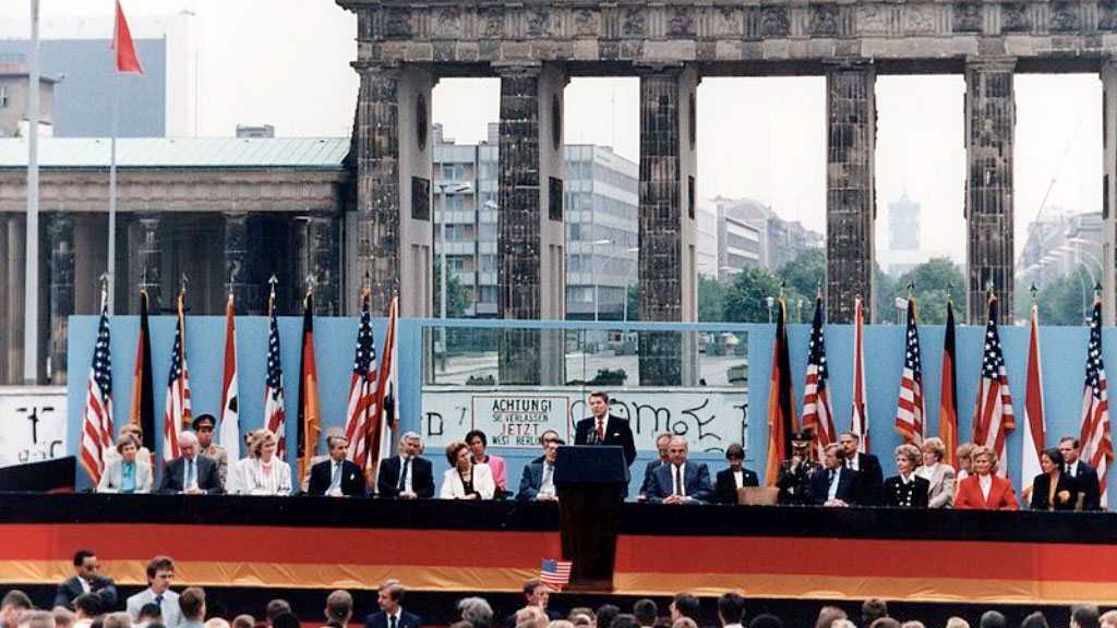 Berlín, República Democrática Alemana, Alemania, Muro de Berlín 1961, 65 años del Muro de Berlín, 13 de agosto de 1961, construcción del Muro de Berlín, RDA, dictadura de la RDA, Berlín Este, Berlín Oeste, Bernauer Straße, víctimas del Muro de Berlín, caída del Muro de Berlín, Evelyn Zupke y Wolfram Weimer