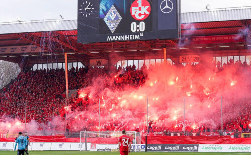 DFB-Pokal, Waldhof Mannheim, 1. FC Kaiserslautern, Copa de Alemania, violencia en el fútbol alemán, incidentes Waldhof Kaiserslautern, derbi Waldhof Kaiserslautern, hinchas Kaiserslautern, hinchas Waldhof Mannheim, Carl-Benz-Stadion, pirotecnia fútbol Alemania, fútbol alemán, incidentes Waldhof Mannheim Kaiserslautern, violencia Waldhof Mannheim Kaiserslautern