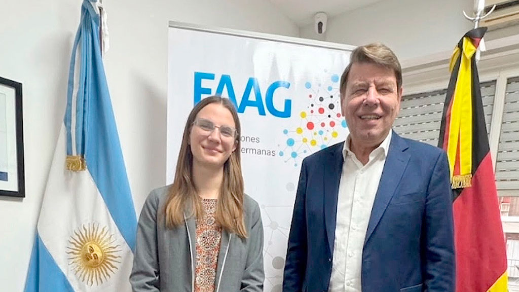 FAAG, Raíces Alemanas en Tandil, Transilvania, Federación de Asociaciones Argentino-Germanas, FAAG Argentina, Raíces Alemanas en Tandil, Elisabeth Malanchuk Samek, alemanes en Rumania, comunidad alemana en Rumania, Transilvania, sajones de Transilvania, comunidades germanoparlantes, Foro Democrático de los Alemanes en Rumania, intercambio argentino-alemán, cultura alemana en Argentina, jóvenes argentino-alemanes