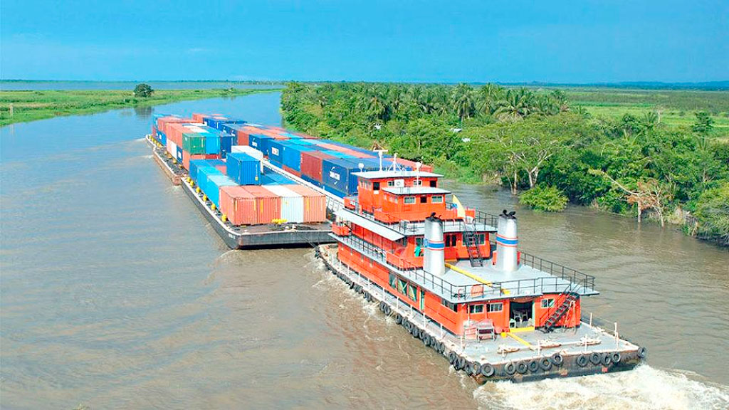 Hamburg, Entre Ríos, EU-Mercosur-Abkommen, Rogelio Frigerio, Argentinien, EU-Mercosur, Mercosur, Exporte Argentinien, Logistik Hamburg, Hafen Hamburg, Europa, Deutschland, Paraná-Paraguay-Wasserstraße, Binnenhäfen, Honigexport, Geflügelexport, Agrarprodukte Argentinien, Lieferketten, Hafenlogistik, Außenhandel, Südamerika, Hamburger Hafen als Tor nach Europa, Exporte aus Entre Ríos nach Deutschland, Argentinische Produkte für Europa, EU-Mercosur und Argentinien, Rogelio Frigerio in Hamburg, Wasserstraße Paraná-Paraguay, Logistik zwischen Argentinien und Deutschland, Handel zwischen Deutschland und Argentinien