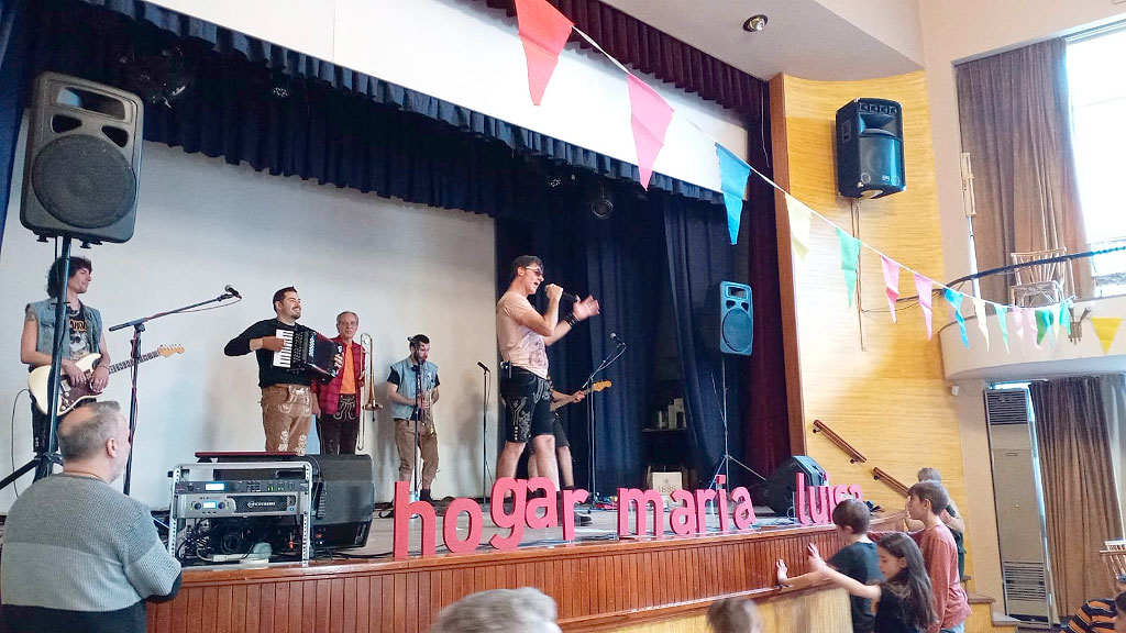 Hogar María Luisa, Fiesta Alemana, Schlachtplattenessen, comunidad alemana en Argentina, comunidad argentino-alemana, Villa Ballester, Marienheim Villa Ballester, tradiciones alemanas en Argentina, gastronomía alemana, fiestas alemanas en Argentina, Alle Jung, Polkarock, solidaridad comunidad alemana, FAAG.