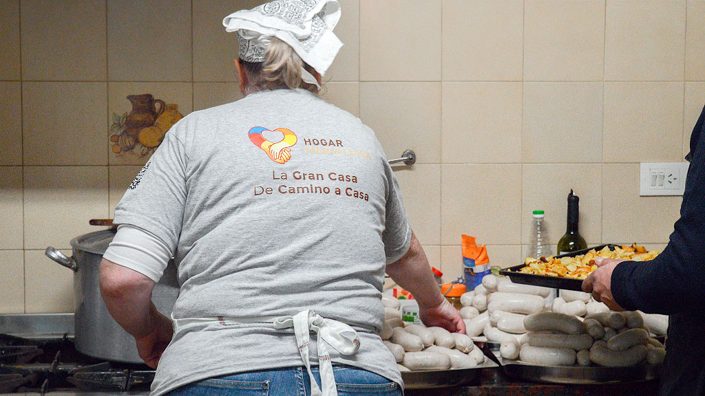 Hogar María Luisa, Fiesta Alemana, Schlachtplattenessen, comunidad alemana en Argentina, comunidad argentino-alemana, Villa Ballester, Marienheim Villa Ballester, tradiciones alemanas en Argentina, gastronomía alemana, fiestas alemanas en Argentina, Alle Jung, Polkarock, solidaridad comunidad alemana, FAAG.