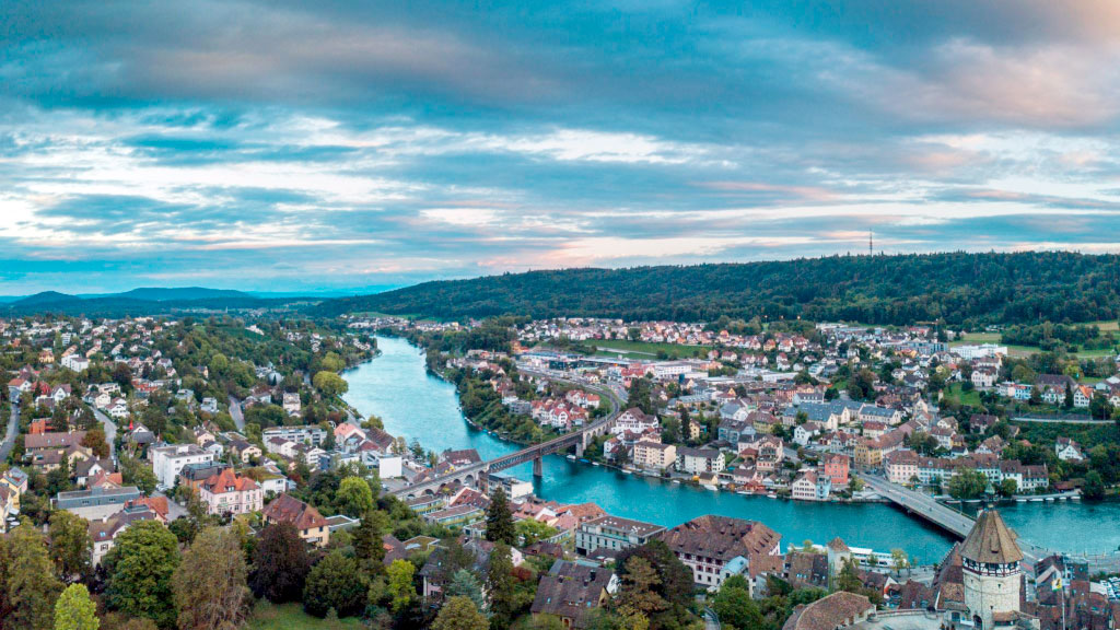 Langwiesen, Suiza, Seifenkistenrennen, Cantón de Zúrich, Feuerthalen, Tradiciones suizas, Rin, Cultura popular, Patrimonio, Comunidad