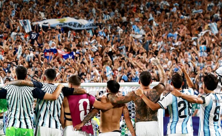 Argentinien, Javier Milei, Fußball-Weltmeisterschaft, Albiceleste, Lionel Messi, Präsidentschaftswahl 2027, Friedrich-Naumann-Stiftung, Hans-Dieter Holtzmann, Mate mit Hans-Dieter, Politik in Argentinien, Peronismus, Axel Kicillof, Inflation Argentinien, Korruption, Wirtschaft Argentinien, Argentinische Nationalmannschaft