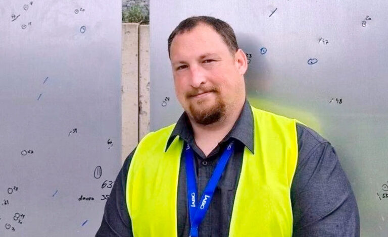 Stefan Thumann, Donaustahl, industria de defensa alemana, industria armamentística alemana, amenazas híbridas en Alemania, espionaje ruso en Alemania, servicios secretos rusos, Rusia Alemania, guerra híbrida rusa, empresarios de defensa Alemania, drones alemanes Ucrania, Donaustahl Ucrania, Armin Papperger, Rheinmetall, Bundesamt für Verfassungsschutz, Stefan Thumann amenaza de muerte, complot contra Stefan Thumann, Donaustahl Rusia, amenazas contra empresarios de defensa alemanes