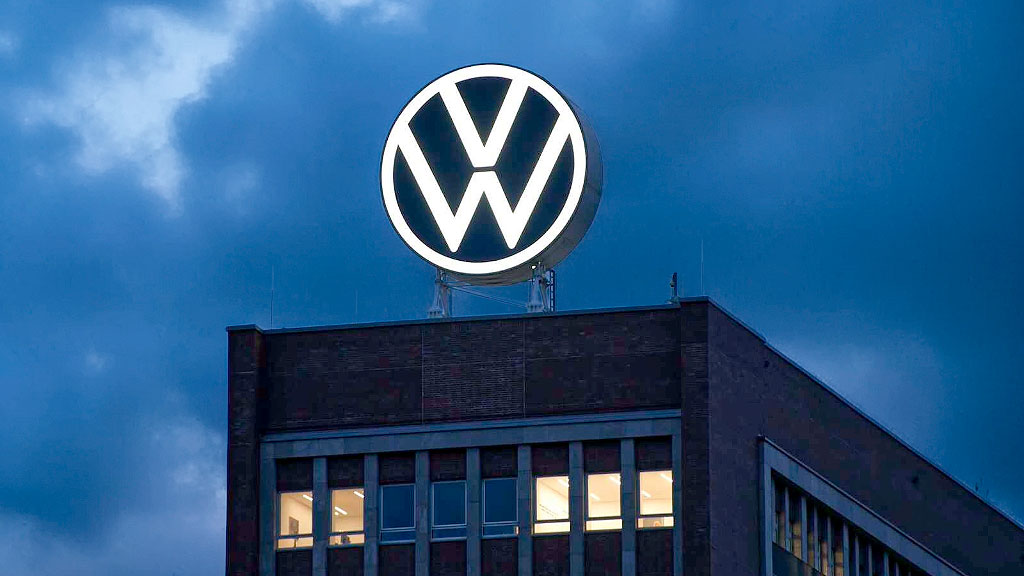 Volkswagen, Oliver Blume, Daniela Cavallo, Betriebsrat Volkswagen, trabajadores de Volkswagen, empleos Volkswagen, recortes Volkswagen, ajuste Volkswagen, plantas Volkswagen Alemania, fábricas Volkswagen, Volkswagen Wolfsburg, Volkswagen 500.000 vehículos, Volkswagen 50.000 empleos, industria automotriz alemana, crisis industria automotriz Alemania, Volkswagen Argentina, Volkswagen General Pacheco