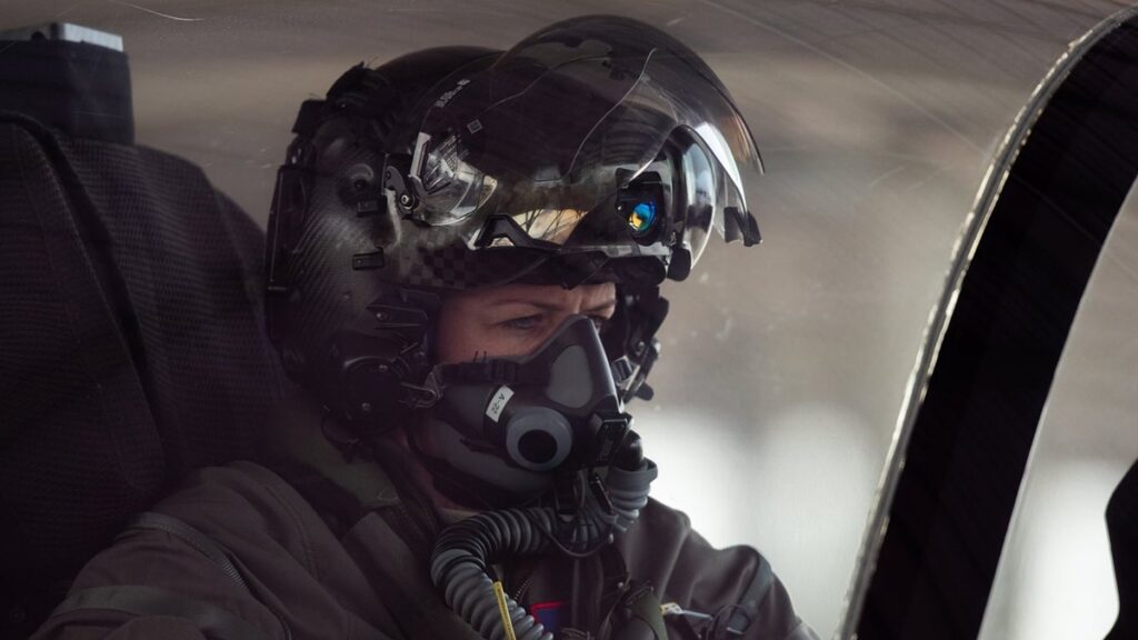 03-casco-piloto-f35