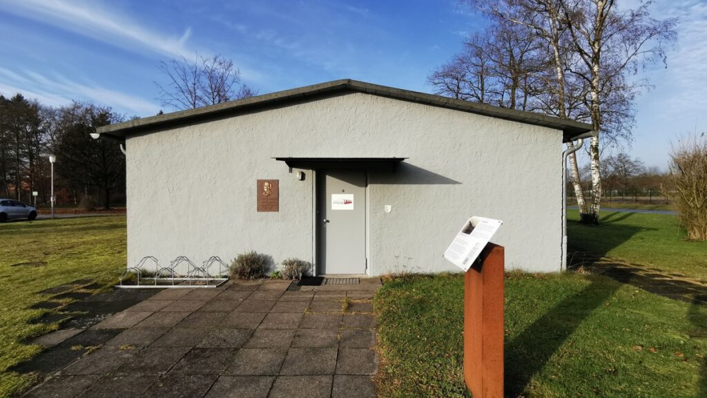 03-memorial-stalag-326