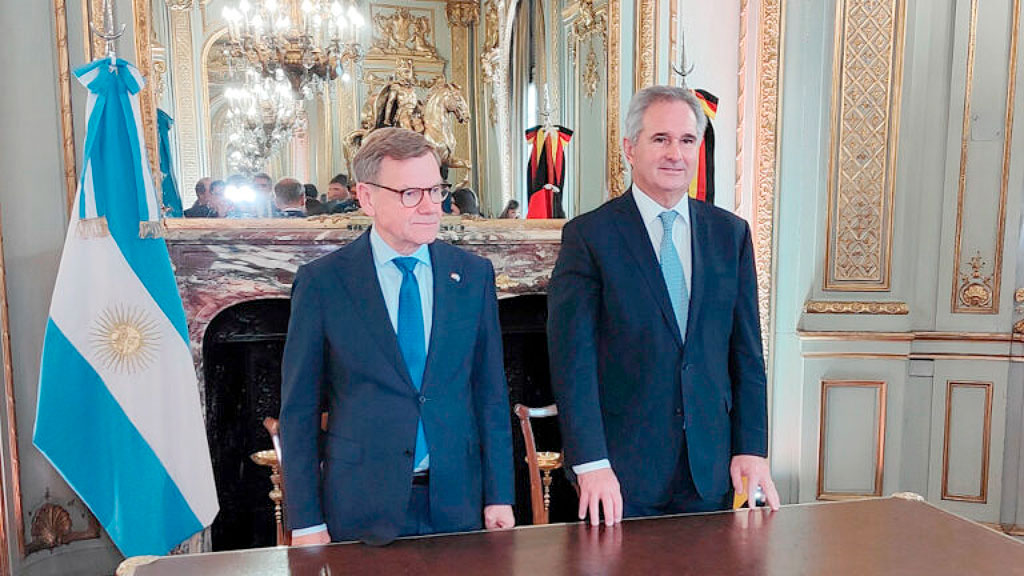 Bergbau, Silber, Lithium, Kritische Rohstoffe, Deutschland-Argentinien, Bergbau in Argentinien, Argentinien Rohstoffe, kritische Rohstoffe Argentinien, Lithium Argentinien, Kupfer Argentinien, Argentinien Bergbauexporte, Deutschland Argentinien Rohstoffe, deutsche Rohstoffstrategie, Glencore Argentinien, El Pachón, Agua Rica, RIGI Bergbau, Lithium und Kupfer Argentinien