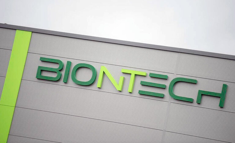 BioNTech, Alemania, industria farmacéutica, Marburg, Tübingen, Idar-Oberstein, CureVac, biotecnología, oncología, BioNTech Alemania, cierre plantas BioNTech, BioNTech Marburg, BioNTech Tübingen, BioNTech Idar-Oberstein, BioNTech CureVac, industria farmacéutica Alemania, biotecnología alemana, BioNTech oncología, plantas farmacéuticas Alemania, 1.800 empleados BioNTech, cierre Marburg, cierre Tübingen, cierre Idar-Oberstein, CureVac Tübingen, Ingmar Hoerr, vacuna Covid BioNTech, producción ARNm Alemania, reestructuración BioNTech, empleo farmacéutico Alemania