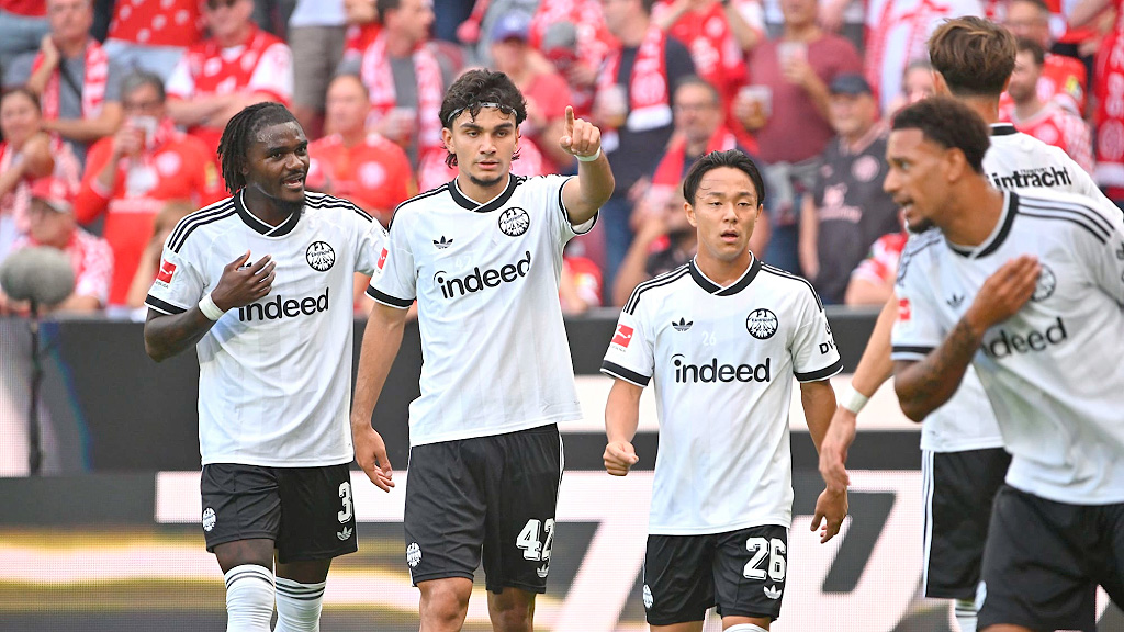 Bundesliga, fútbol alemán, Bayern Múnich, Borussia Dortmund, RB Leipzig, Werder Bremen, Hamburger SV, Hamburgo, Mainz 05, Hoffenheim, Borussia Mönchengladbach, Gladbach, Stuttgart, Leverkusen, Colonia, 1. FC Köln, Frankfurt, Unión Berlín, Friburgo, Freiburg, Augsburgo, Augsburg, Schalke 04, Paderborn, Elversberg, Martín Demichelis, Bundesliga Fecha 3 de la temporada 2026/27, resultados Bundesliga, previa Bundesliga, resumen Bundesliga