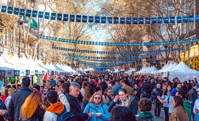 FAAG, BA Celebra las Colectividades, comunidad argentino-germana, Federación de Asociaciones Argentino-Germanas, comunidad alemana en Argentina, colectividades Buenos Aires, Avenida de Mayo, Día de las Colectividades, Embajada de Alemania en Argentina, Thomas Konrad, Federación Argentina de Colectividades, Centro DIHA, Hogar María Luisa, Bayern Verein, Zapateadores Bávaros, Oktoberfest Buenos Aires.