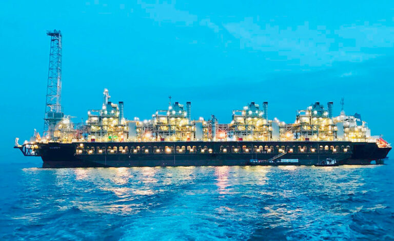 Hilli Episeyo, Vaca Muerta, GNL, Alemania, Hilli Episeyo Argentina, GNL Vaca Muerta, exportación de GNL, Vaca Muerta Alemania, Southern Energy, SEFE Alemania, GNL argentino, Golfo San Matías, planta flotante de GNL, FLNG Argentina, Golar LNG, exportación de gas a Alemania
