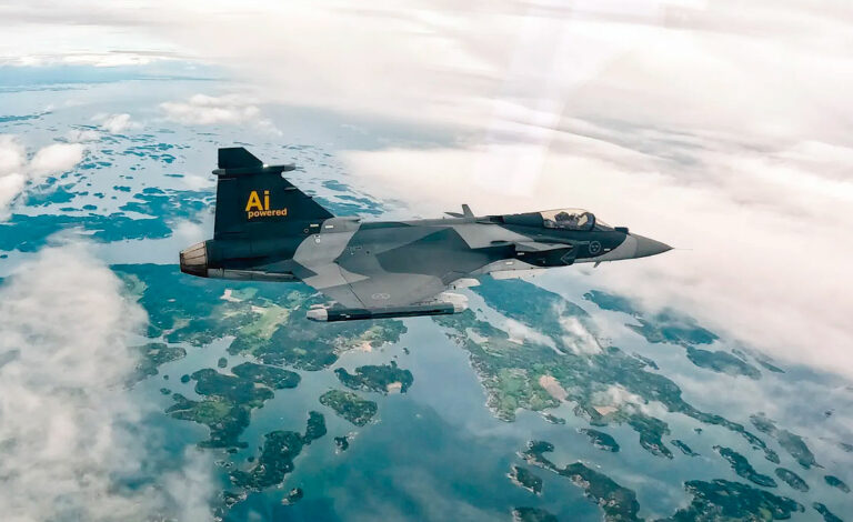inteligencia artificial, Helsing, Múnich, inteligencia artificial militar, IA militar Alemania, Centaur Helsing, CA-1 Europa, CA-1 Europa Helsing, dron de combate alemán, avión de combate no tripulado, inteligencia artificial combate aéreo, IA contra pilotos, combate aéreo simulado, piloto de inteligencia artificial, defensa Alemania, tecnología militar alemana, Grob Aircraft, Karsten Wildberger, Robert Fink Helsing, Gripen E Centaur, aeronaves autónomas, drones militares Alemania, Helsing 2027