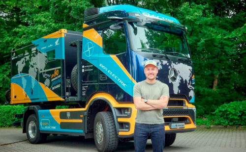 Tobias Wagner, Mercedes-Benz eActros 600, Camiones eléctricos, camión eléctrico vuelta al mundo, 80 cargas, eActros 600, IAA Transportation Hannover, electromovilidad transporte pesado, camiones eléctricos Mercedes-Benz, 45.000 kilómetros camión eléctrico, camión eléctrico Argentina, transporte eléctrico de larga distancia