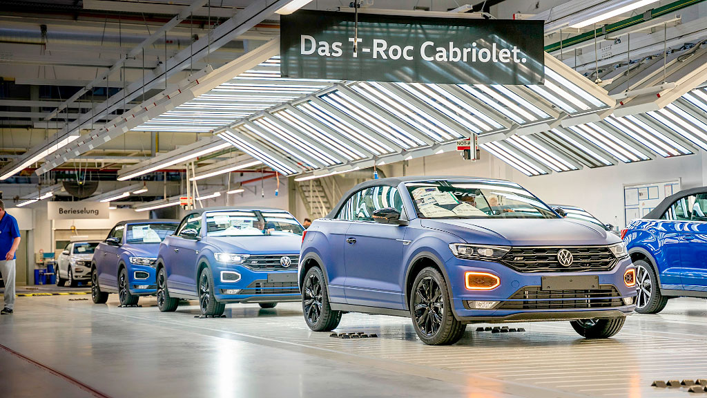 Volkswagen, Osnabrück, Industria de defensa, planta Volkswagen Osnabrück, Volkswagen defensa, fábrica Volkswagen Alemania, industria de defensa Alemania, Rafael Advanced Defense Systems, Aurelius Capital, T-Roc Cabriolet, reconversión industrial Volkswagen, defensa aérea Europa, industria automotriz alemana.