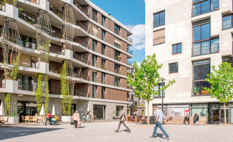Zürich, UBS, mercado inmobiliario, suiza, riesgo de burbuja inmobiliaria en Zürich, UBS Global Real Estate Bubble Index, precio de vivienda en Zürich, vivienda en Suiza, mercado inmobiliario Zürich, Ginebra mercado inmobiliario, precios inmobiliarios Suiza, riesgo inmobiliario Zürich, alquileres en Zürich, acceso a la vivienda en Zürich, UBS índice inmobiliario, burbuja inmobiliaria Suiza, precio de viviendas Suiza, mercado inmobiliario suizo, Matthias Holzhey UBS