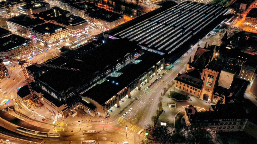 Zúrich, estaciones de tren, Europa, mejores estaciones de tren de Europa, estaciones ferroviarias de Europa, European Railway Station Index 2026, Zúrich Hbf, estación central de Zúrich, trenes en Alemania, Deutsche Bahn, estaciones de tren Alemania, retrasos Deutsche Bahn, Berlin Hauptbahnhof, trenes en Suiza, ferrocarriles suizos, SBB, puntualidad ferroviaria, Bern Hbf, Kraków Główny, estaciones de tren 2026, ranking ferroviario europeo