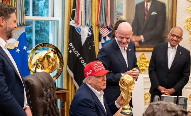 01-portada-trump-infantino-1200x675