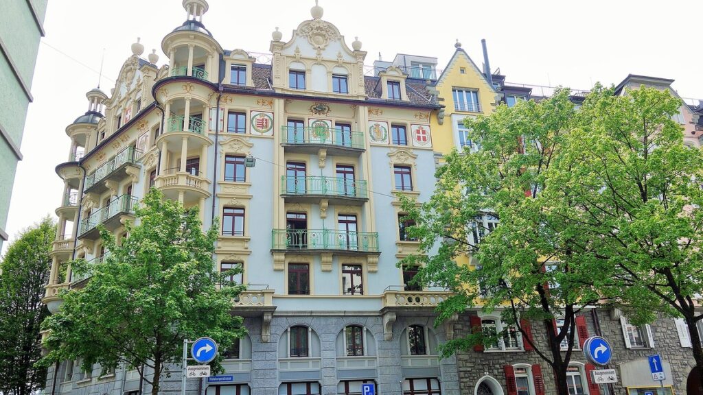 04-fiscalia-lucerna