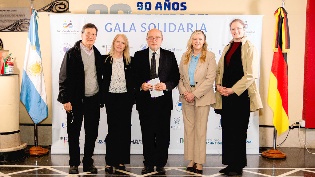 CEABA, Fundación Julio Bocca, Diaconía de CEABA, ala solidaria CEABA, Centro de Día Arcángel Gabriel, Hogar Germán Frers, Congregación Evangélica Alemana en Buenos Aires, Centro Cultural 25 de Mayo, comunidad argentino-alemana, Fundación Julio Bocca Buenos Aires