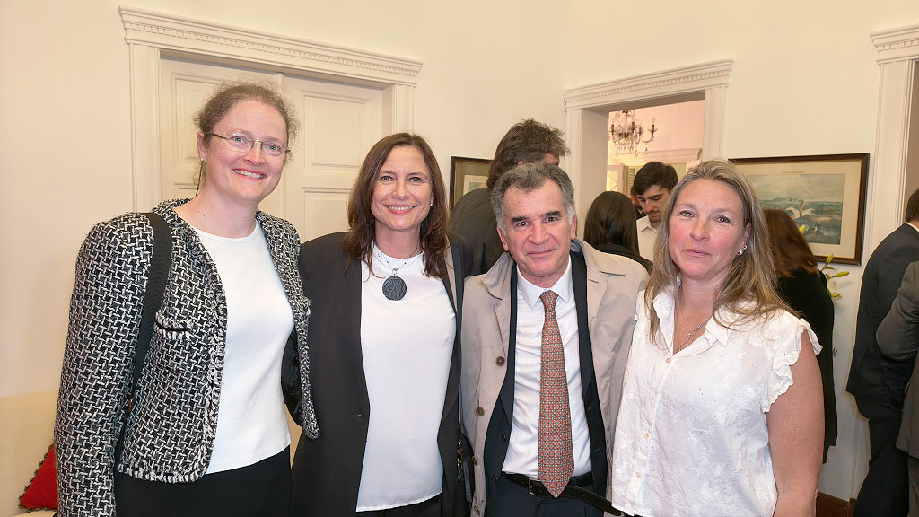 Día Nacional de Austria, Gerhard Mayer, comunidad austríaca, Embajador de Austria en Argentina, Embajada de Austria en Buenos Aires, Austria Argentina, relaciones Austria Argentina, comunidad austríaca en Argentina, austríacos en Argentina, recepción Embajada de Austria, Día Nacional de Austria Argentina, neutralidad de Austria, 26 de octubre Austria, Austria Consejo de Seguridad ONU, Austria ONU 2027 2028, IHRA Argentina, Austria Mercosur, Unión Europea Mercosur, doble imposición Austria Argentina, Zivildienst Argentina, Hogar María Luisa, Sophie Triller-Windisch, Isabel Schmiedbauer, Erik Høeg, comunidad austríaca Buenos Aires, relaciones bilaterales Austria Argentina