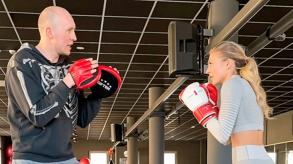 Boxeo, Alemania, Miss Deutschland, Miss Alemania boxeadora, debut profesional Tatjana Genrich, boxeo femenino Alemania, SES Boxing, boxeo Magdeburgo, Tatjana Genrich 14 de noviembre, Dirk Dzemski, Ulf Steinforth, boxeadora alemana, Miss Alemania boxeo profesional, Tatjana Genrich campeona amateur, Tatjana Genrich boxeo, Tatjana Genrich Miss Deutschland
