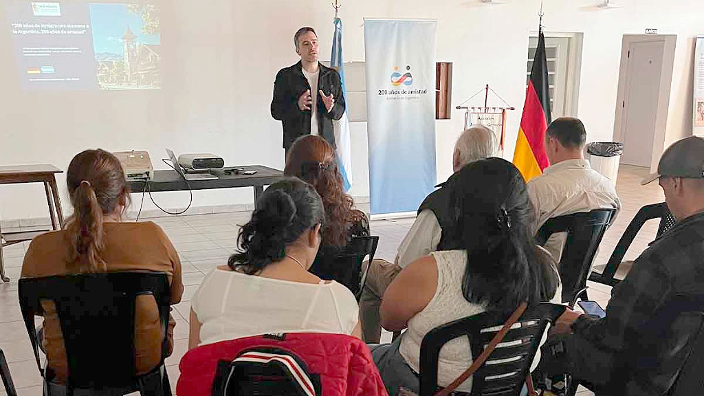 Sommertreffen, Stiftung Verbundenheit, Villa General Belgrano, comunidad alemana en Argentina, inmigración alemana Argentina, 200 años de inmigración alemana, Asociación Alemana Rosamunde, JungesNetzwerk, comunidad alemana Córdoba, alemanes en Argentina, Argentina Alemania, relación bilateral Argentina Alemania, Gabriel Podevils, Kevin Wiedensee, nuevas generaciones comunidad alemana, asociaciones alemanas Argentina, Stiftung Verbundenheit América Latina, Sommertreffen Argentina, cultura alemana Córdoba, participación comunitaria